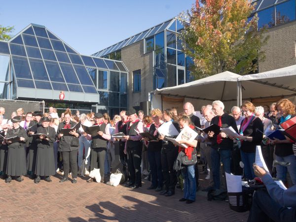 28 september Best Veul Koren op verschillende plaatsen in Best