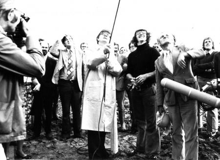 1975 - Bouw start in Haven