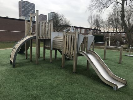 Foto van de speeltuin aan de Datheenhove in de wijk Buytenwegh in Zoetermeer.