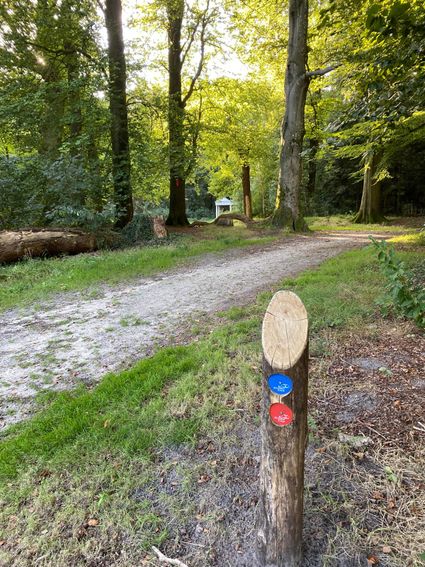 Rode paaltjes