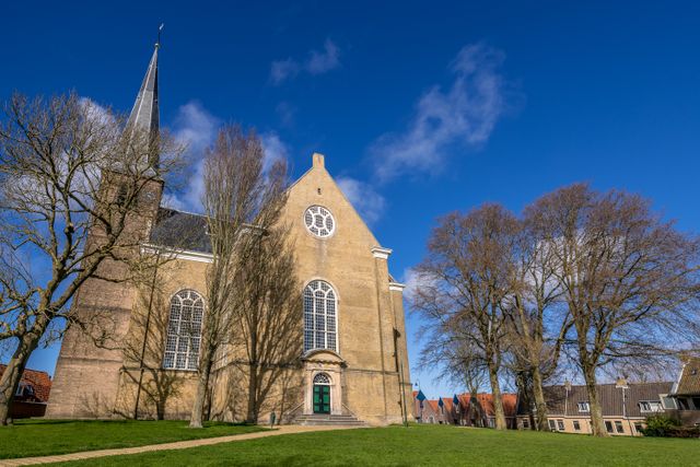 Foto van grote kerk in Harlingen