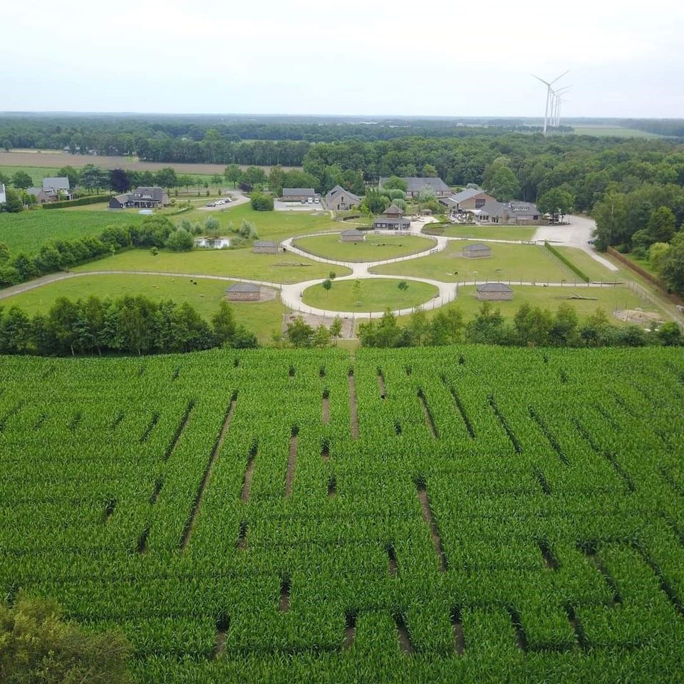 Maisdoolhof van boven gezien