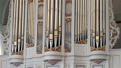 Gerestaureerde VanDam orgel in Dorpskerk Cornwerd