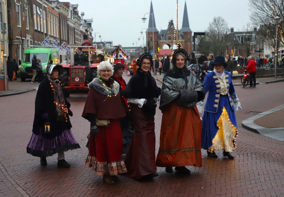 XMAS Sneek Kerstparade bij de Waterpoort