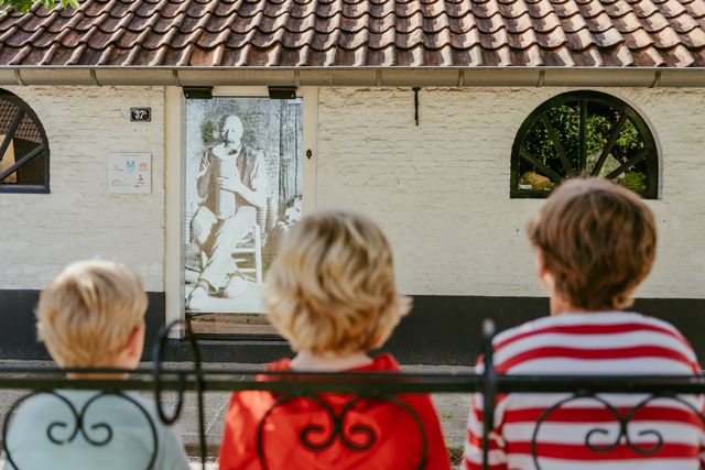Luisteren naar het verhaal van de laatste pottenbakker van Oosterhout, Sjef van Loon