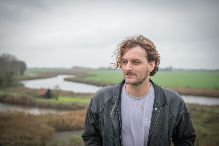 Muzikant René Geelhoed in Inwonersmagazine Schouwen-Duiveland