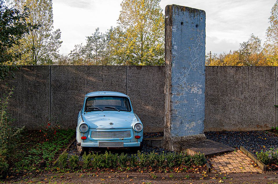 Trabant en Berlijnse muur