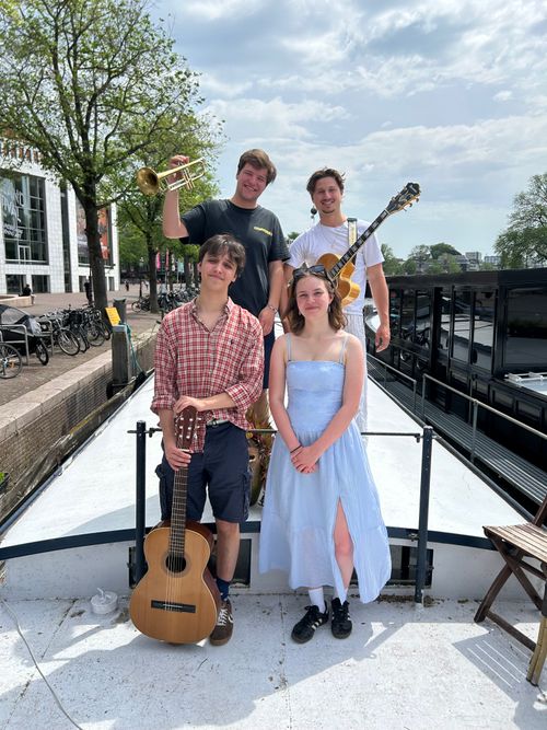 O BARCO met Manon Zoer – Kunstmaand Edam-Volendam