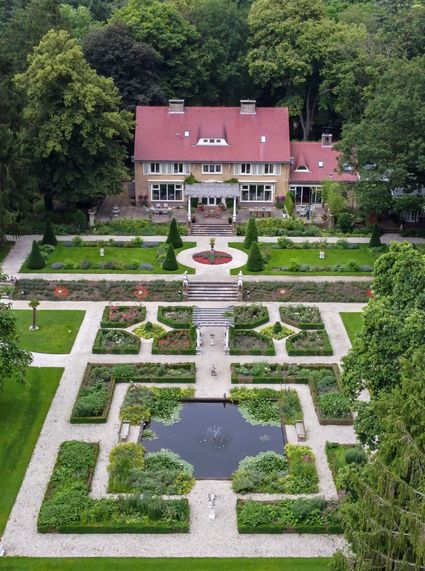 Luchtfoto van landgoed Nardinclant in Laren