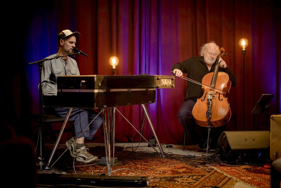 Het Zesde Metaal | Even tussen ons