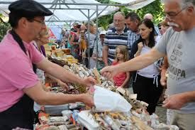 Kaas & streekproductenmarkt, terras met lekker streekbiertje! 35 standhouders