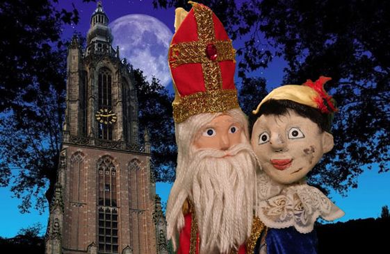 Poppentheater met Sint in OLV-Toren