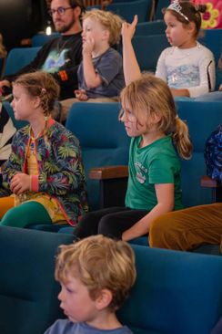 Acteurs lezen voor