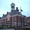 Het oude gemeentehuis op de zijl in Dokkum