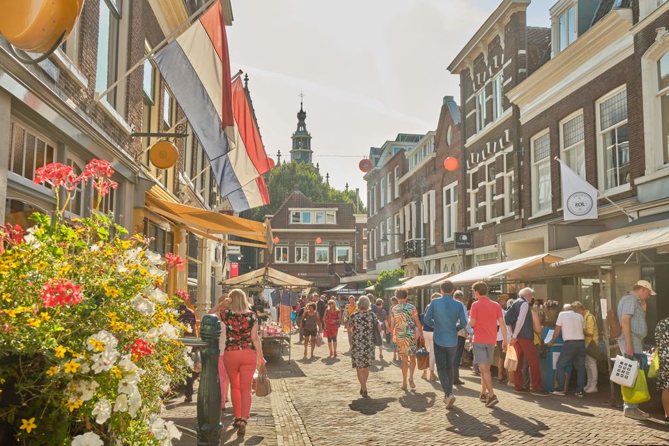 Winkelen op de Tiendeweg in Gouda