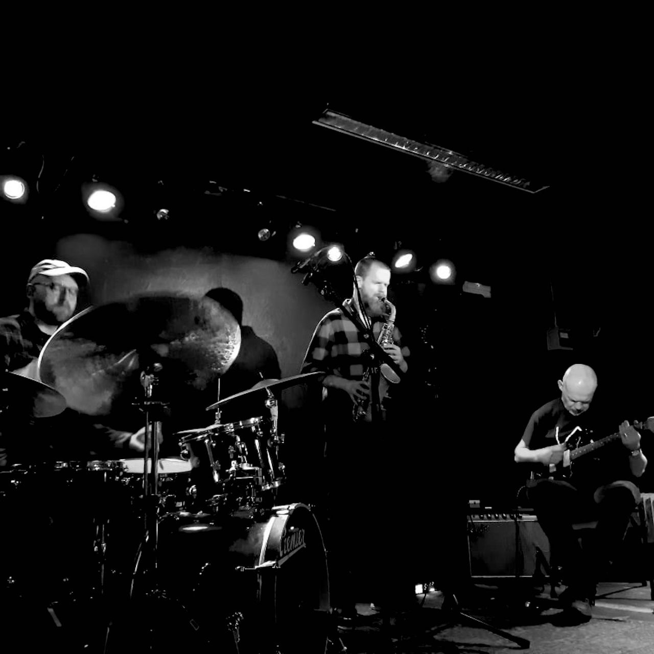 KODIAN TRIO