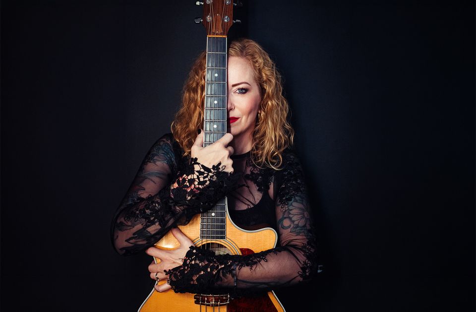 Anneke van Giersbergen