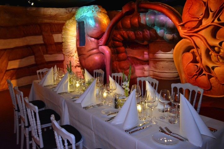 Diner in Museum en Congress Centrum CORPUS Reis Door De Mens