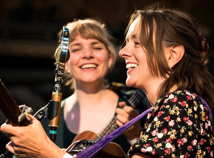 Zangduo 'The Lasses' (Sophie Janna & Margot Merah)