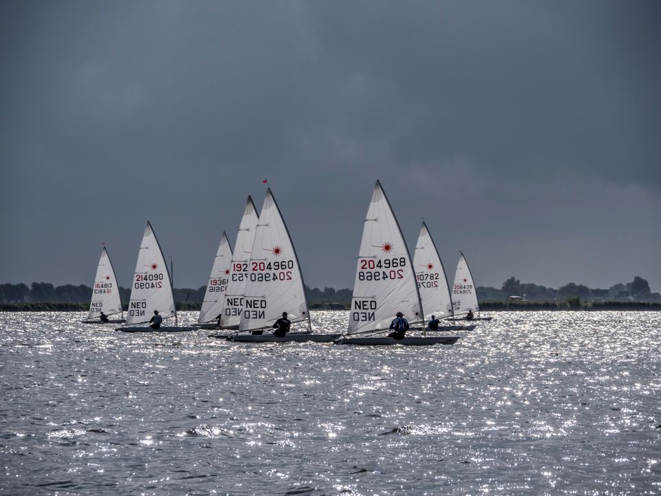 zeilbootjes op het sneekermeer