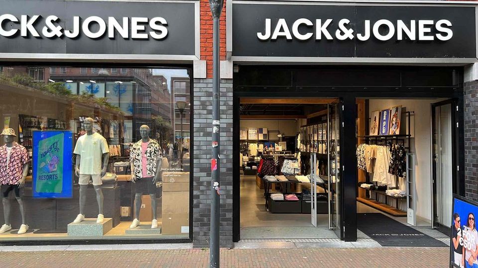 Winkel van Jack & Jones gelegen in het centrum van Delft