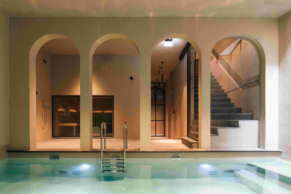 Sanctum Spa zwembad bogen