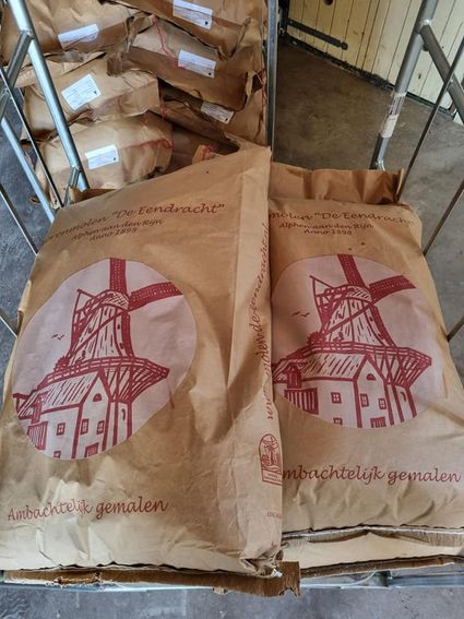 Zak meel van Restaurant de suikerhoeve