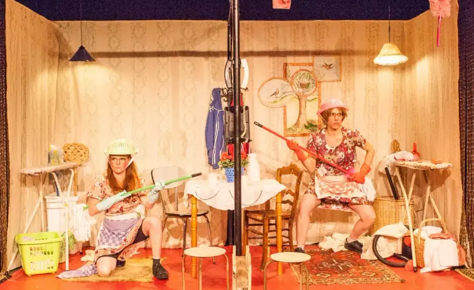 KidsTheater: Buurvrouw en Buurvrouw – het Kleine Theater / Groene Engel