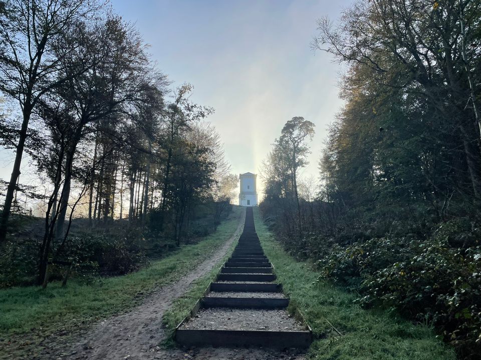 Uitzicht op de Tombe van Nellesteijn