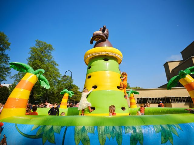 Vier Koningsdag in het Dudokpark