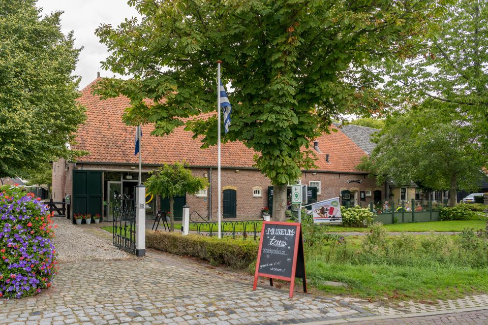 Op-Schouwen-Duiveland-Museumboerderij-Goemanszorg