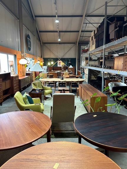 T&T Antiques