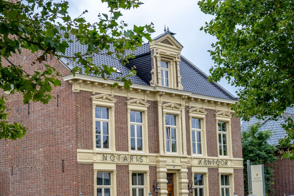 Teutenhuis notaris Hamont-Achel