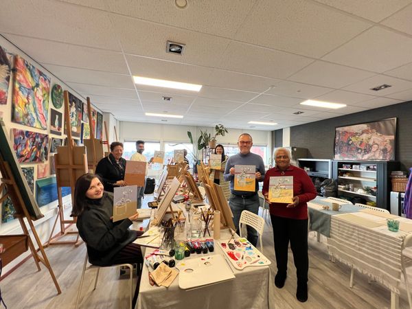 Luna Nguyen Atelier drawing painting course