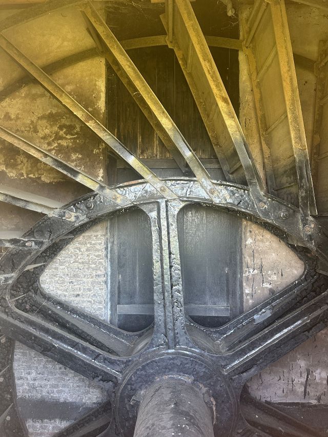 Paddle wheel of the Moppemolen in Rijpwetering