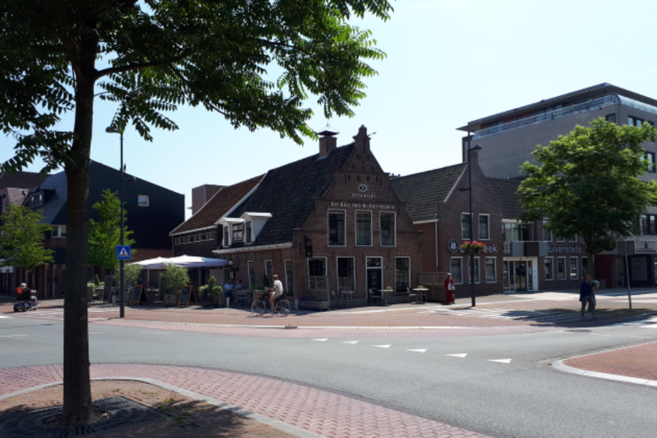 Het huis met de Duivegaten in Hoogeveen.