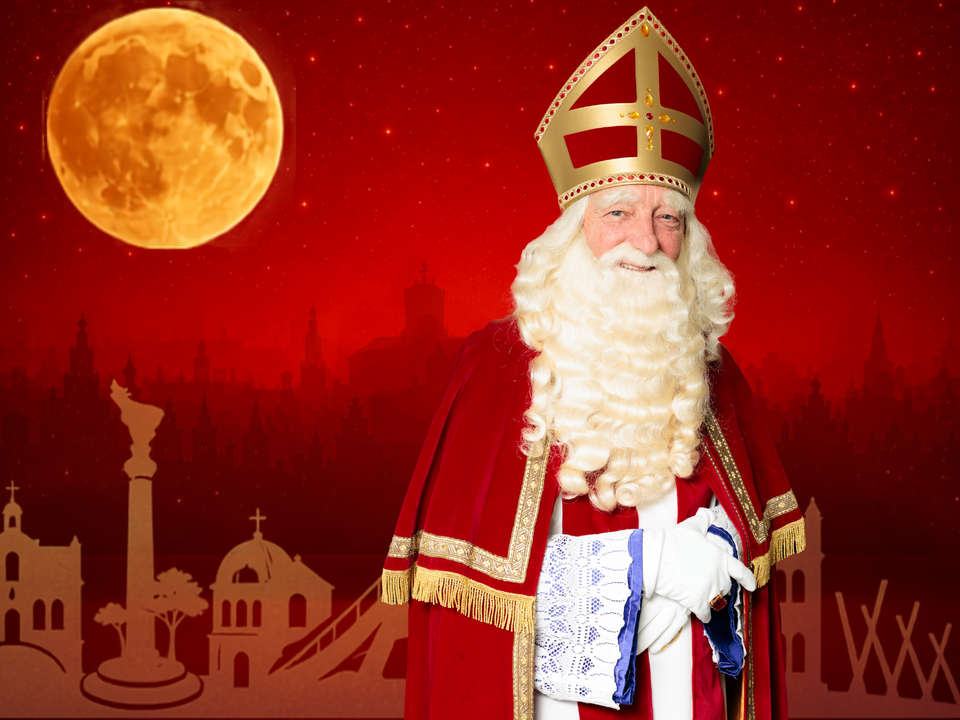 foto van sinterklaas met de volle maan