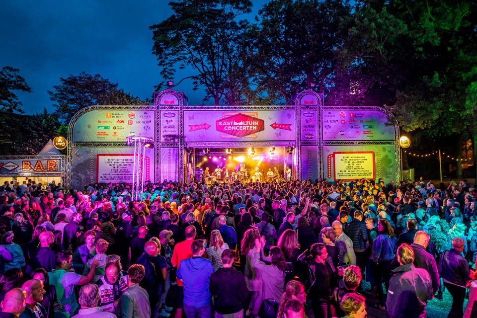 Hoofdpodium Kasteeltuinconcerten in Helmond