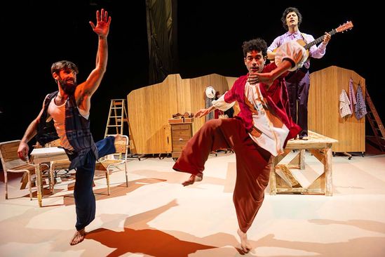 De Dansers: Klop Klop Boem Boem (4+)