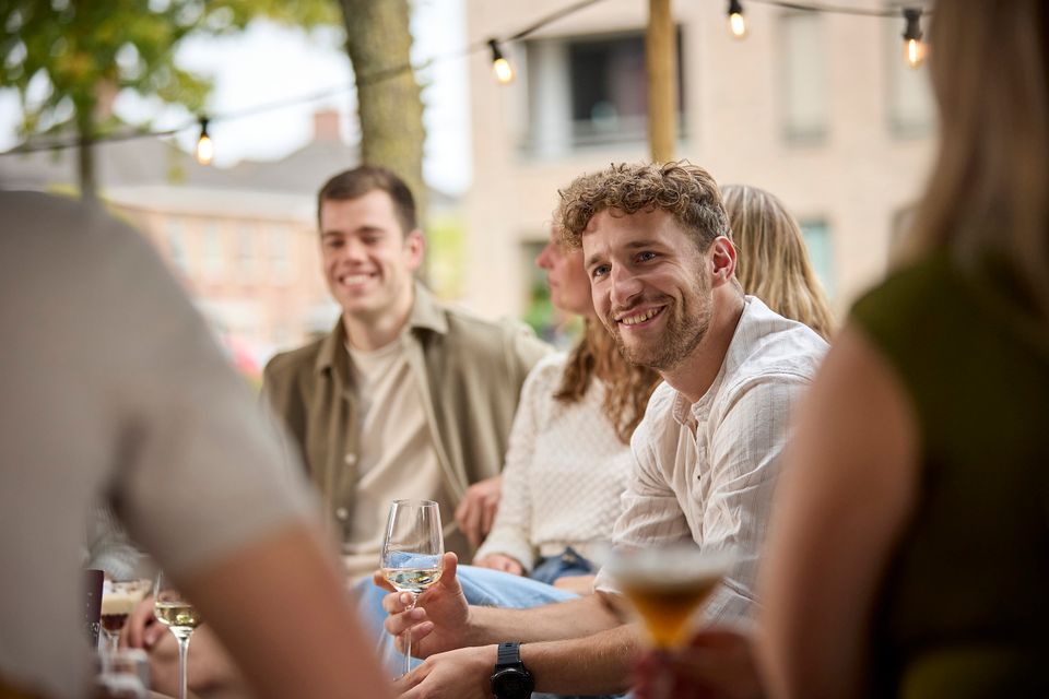 Jeugd aan het borrelen