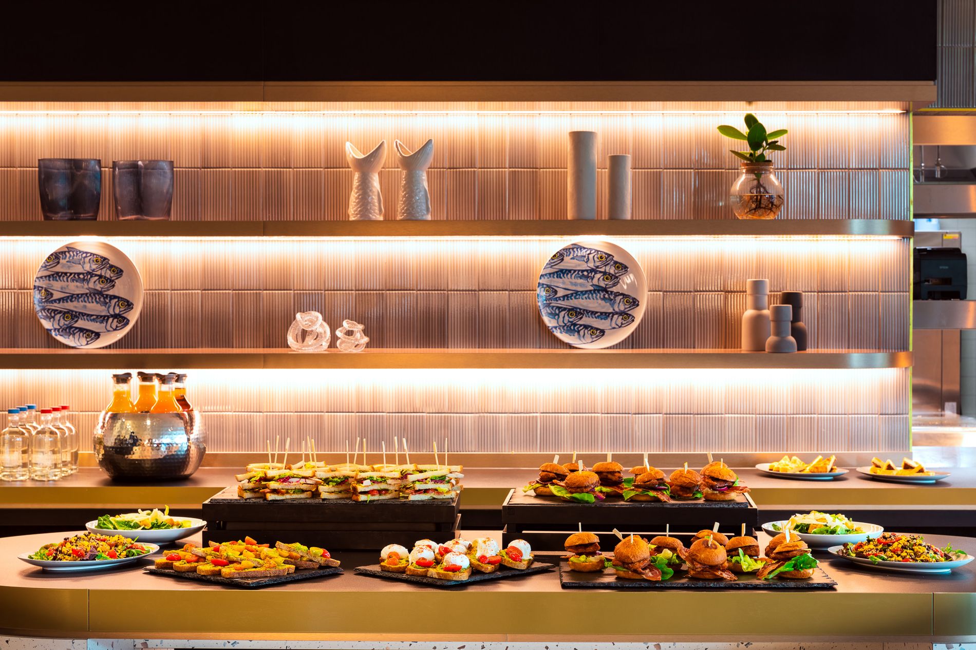 Buffet Hotel The Den in 's-Hertogenbosch