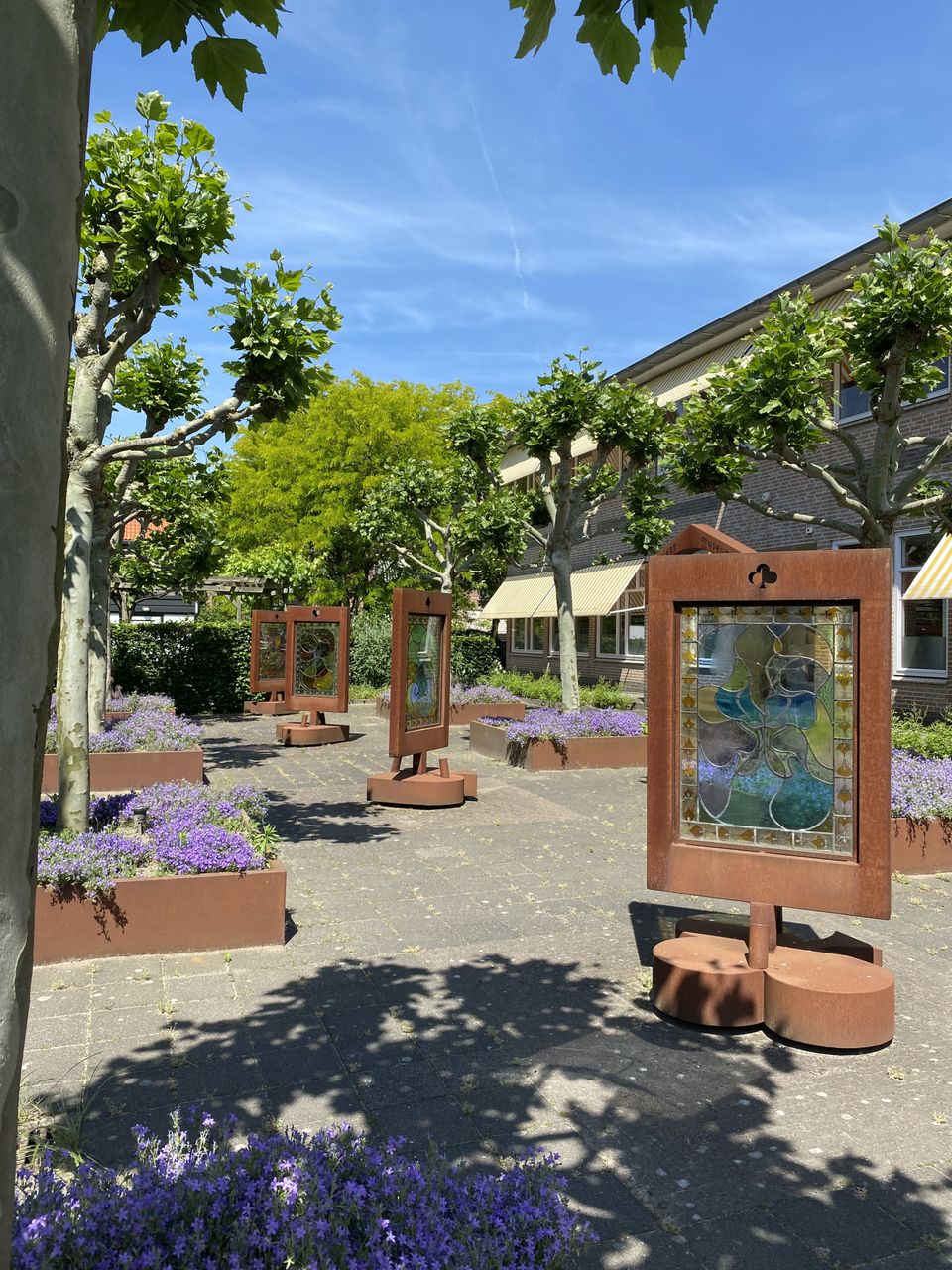 Foto van plein voor Bridgemuseum