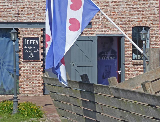 Entree tentoonstelling in De Sûkerei in Damwâld