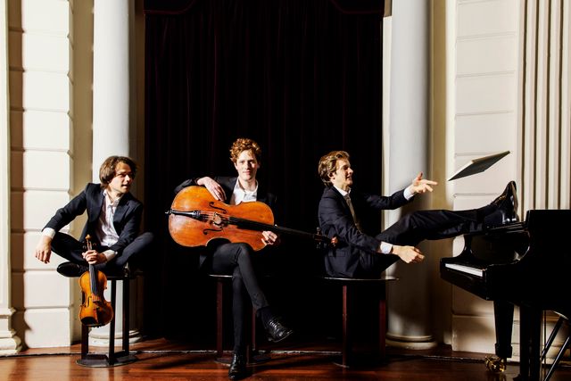 Brackman Trio: Tim Brackman, violin; Kalle de Bie, cello en Rik Kuppen, piano.