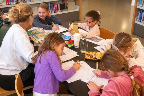 Schrijfcaféetje XL: Schrijf je eigen boek! (8+)