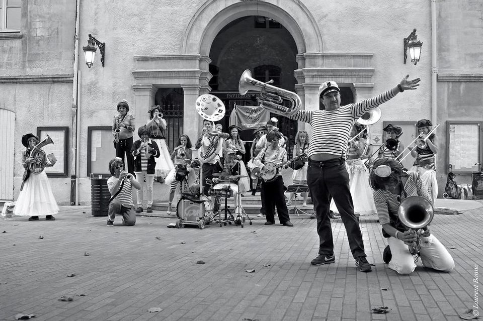 Fanfare des Kadors bij Brouwdok