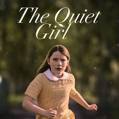 Een meisje die rent met de titel van de film erboven
