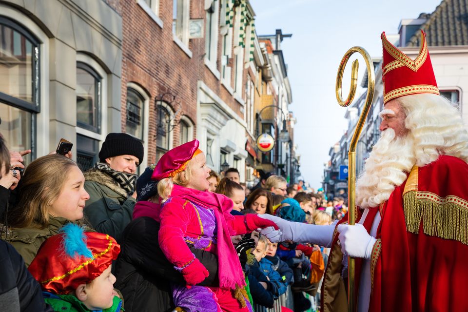 De landelijke intocht van Sinterklaas is in de vestingstad Gorinchem | zaterdag 18 november 2023.