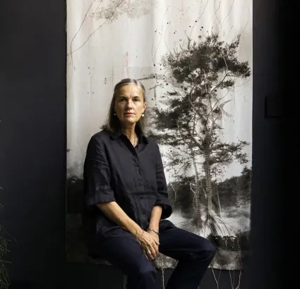 Jackie Muldenaar in haar atelier