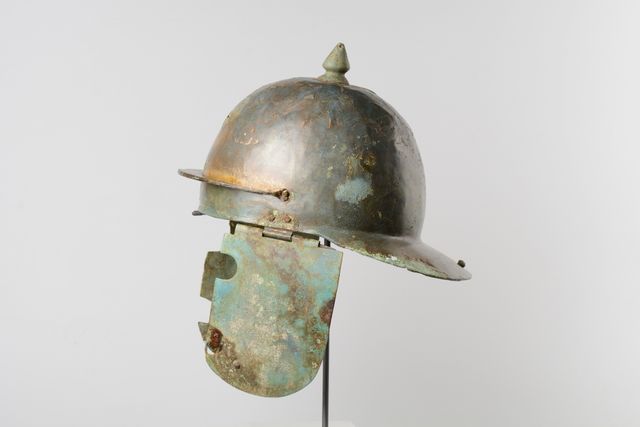 Unieke complete helm uit Kesteren